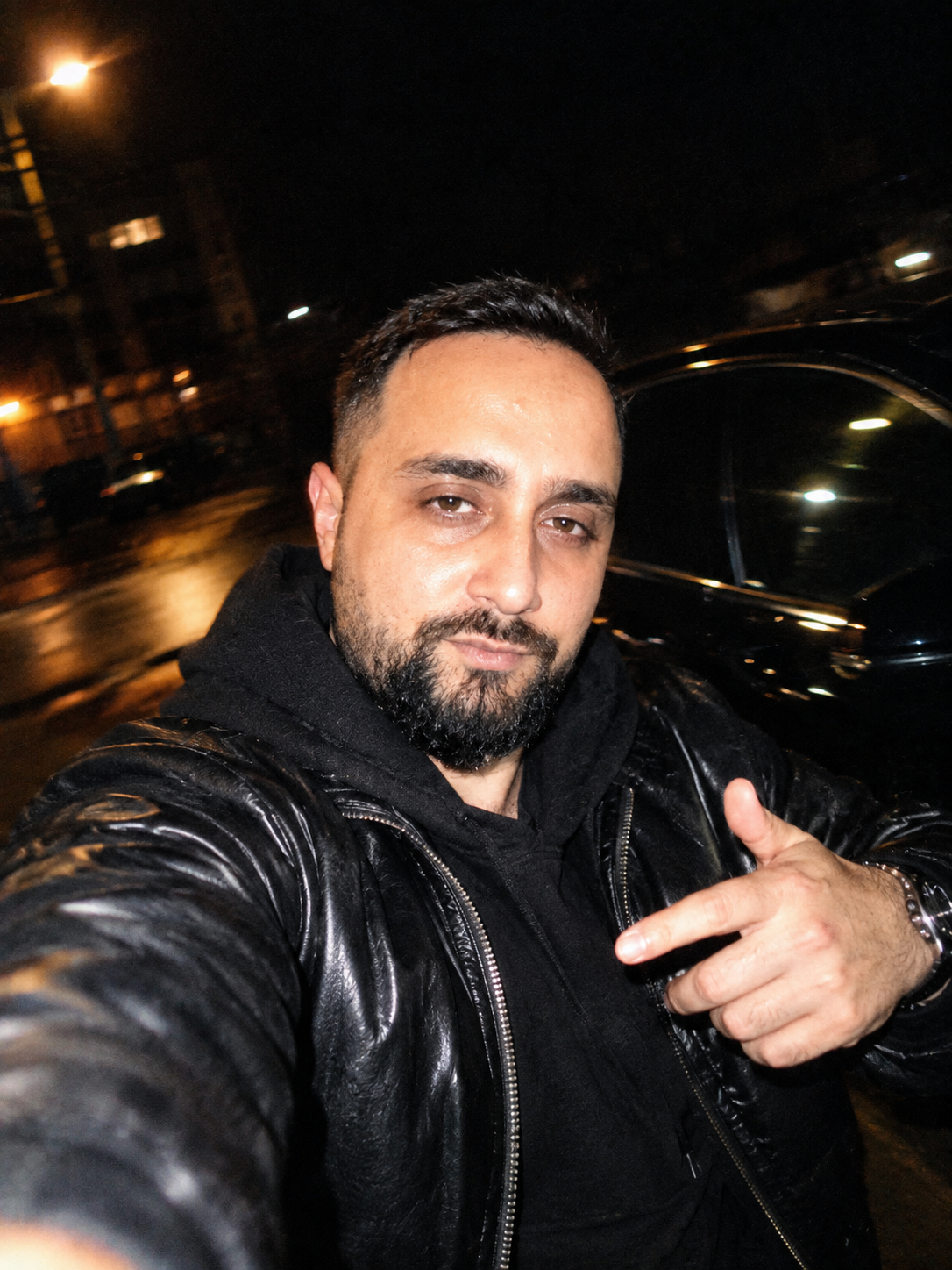 Bucuresti - Escorta Sexy - Escorta sexy si atenta la detalii te astept la mine domn serios sa-ti ofer cele mai bune servicii de companie, masaj de relaxare, body cu creme si uleiuri parfumate, esti un domn caruia ii place atmosfera atunci suna-ma, nu iti va parea rau.  Detalii la telefon. 