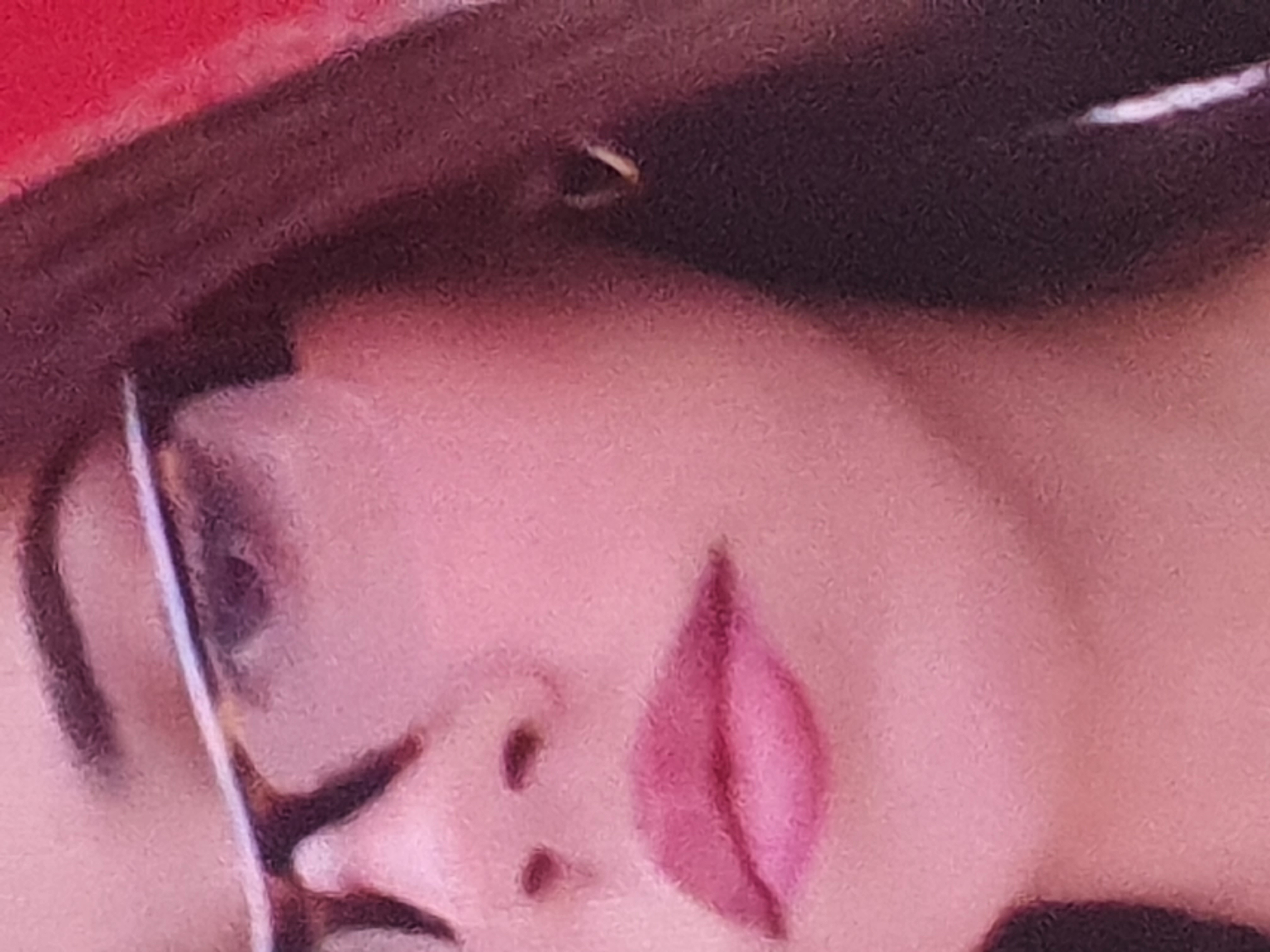 Escorte Sexy - Kurtea De Arges - Roscata discreta atenta la cerintele tale, ofer domnilor manierati companie si masaj terapeutic la domiciliul meu.  Ofer si cer seriozitate maxima, igiena garantata.  Detalii suplimentare la telefon. 