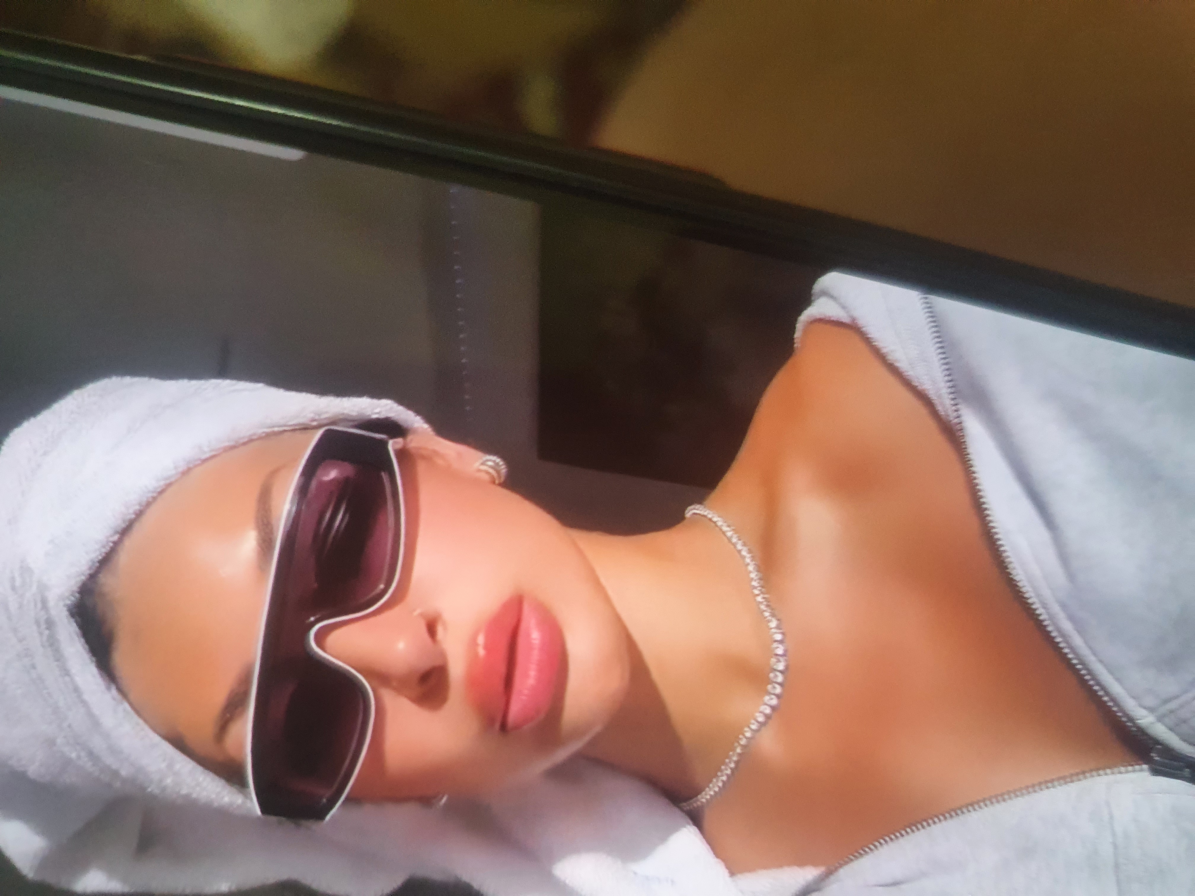 Escorte Sexy - Kurtea De Arges - Roscata discreta atenta la cerintele tale, ofer domnilor manierati companie si masaj terapeutic la domiciliul meu.  Ofer si cer seriozitate maxima, igiena garantata.  Detalii suplimentare la telefon. 