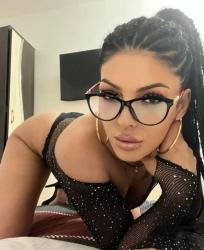 Escorte Sexy - Ploiesti - Transexuala reala noua ofer servicii T o t a l e vino sa ne DESTRABALAM
