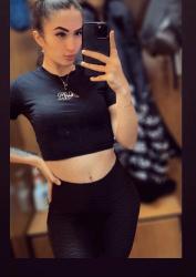 Escorte Sexy - Targu Jiu - ✨ O PREZENȚĂ DEOSEBITĂ, MOMENTE SPECIALE ✨

Bună, dragilor! ????

Sunt o persoană feminină, îngrijită și rafinată, cu o atitudine caldă și un zâmbet care îți poate face ziua mai frumoasă.  ❤️

Îmi place să ofer companie plăcută, conversații interesante și momente de relaxare într-o atmosferă discretă, elegantă și plină de bună dispoziție.  

Pun preț pe respect reciproc, seriozitate și discreție.  Dacă îți dorești să cunoști o persoană plăcută, cu stil și bun-simț, te invit să mă contactezi.  ????