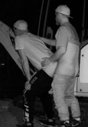 Escorte Sexy - Bucuresti Sector 6 - PASIV 36 ani, curat discret.  .  .  Caut doar ACTIV cu varsta cuprinsa intre 30 -46 ani pentru distractie si SX fara contra cost, nu percep taxa .  Daca vrei sa ne distram si ai pofta si apetit SX-ual mare si brutal te astept sa ma contactezi la nr afisat in anunt doar pe Whatsapp.  Nu raspund la apel(Rog discretie ) Accept si STRIGHT(Heterosexuali) care vor sa incerce fara retineri. 