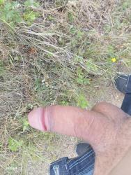 Targoviste - Escorta Sexy - Tnar dotat peste medie pentru doamne si cupluri curat discretie igiena masaj relaxare sunt un tnar dotat peste medie pentru doamne si cupluri curat discretie igiena dotat detali watap sau telefon