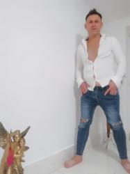 Escorte Sexy - Constanța - Escorta sexy si atenta la detalii te astept la mine domn serios sa-ti ofer cele mai bune servicii de companie, masaj de relaxare, body cu creme si uleiuri parfumate, esti un domn caruia ii place atmosfera atunci suna-ma, nu iti va parea rau.  Detalii la telefon DACĂ DOREȘTI UN MASAJ DE NE UITAT AICI ESTE SOLUȚIA VA MULȚUMESC DOAR PE CONSTANȚA LOCAȚIE UNDE CLIENTUL SA SE SIMTĂ BINE MASAJ NUMAI CU CREME TERAPEUTICE LA LOCAȚIE SUNT TOATE CONDIȚIILE ȘI DISCREȚIE MAXIMA MASAJ ȘI MULT MAI MULT