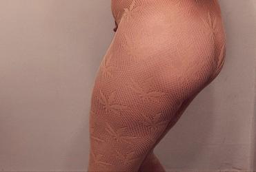 Escorte Sexy - Bucuresti  100 Lei Căut Colega - Adina T R A V ESTITA cu FUND LARG COM pizda PE BARBATI ADEVARATI SI CUPLURI