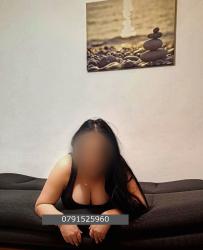Escorte Sexy - Bucuresti - Escorta bruneta reala, draguta si cu bun simt ofer companie, masaj terapeutic si masaj corporal de intretinere.  Prosoape curate, igiena.  Pt.  detalii in plus suna-ma.  Detalii la telefon. 