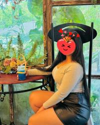 Pitești - Escorta Sexy - Escorta manierata am revenit.  Ofer companie si masaj terapeutic facut cu creme si uleiuri aromate domnilor manierati intr-o locatie discreta.  Locuri de parcare si ac.  Detalii la telefon. 