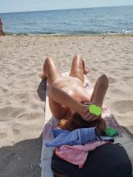 Escorte Sexy - București - Escorta senzuala iti pot oferi companie, suntem cuplu soț si soție vă asteptam să va descoperiți cele mai ascunse fantezii si secrete suntem deschisi si naturali.  .  .  masaj de relaxare, intr-o ambianta placuta, clipe linistite la domiciliul meu sau al tau.  Astept domni seriosi si manierati.  Detalii la telefon