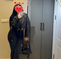 Escorte Sexy - Pitești - Escorta bruneta, dulce si senzuala te astept la mine domn serios sa-ti ofer cele mai bune servicii de companie, masaj de relaxare, body cu creme si uleiuri parfumate.  Daca esti un domn caruia ii place atmosfera atunci suna-ma, nu iti va parea rau.  Detalii la telefon. 