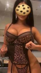 Bucuresti - Escorta Sexy - Escorta sexy si atenta la detalii te astept la mine domn serios sa-ti ofer cele mai bune servicii de companie, masaj de relaxare, body cu creme si uleiuri parfumate, esti un domn caruia ii place atmosfera atunci suna-ma, nu iti va parea rau.  Detalii la telefon. 