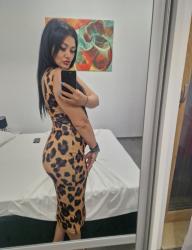 Bucuresti - Escorta Sexy - Buna sunt Miky, apelează-ma și nu vei regreta.  
Sunt o fata cu simțul umorului bine dezvoltat aștept telefonul domnilor bine educați manierați și generoși , garantez revenirea