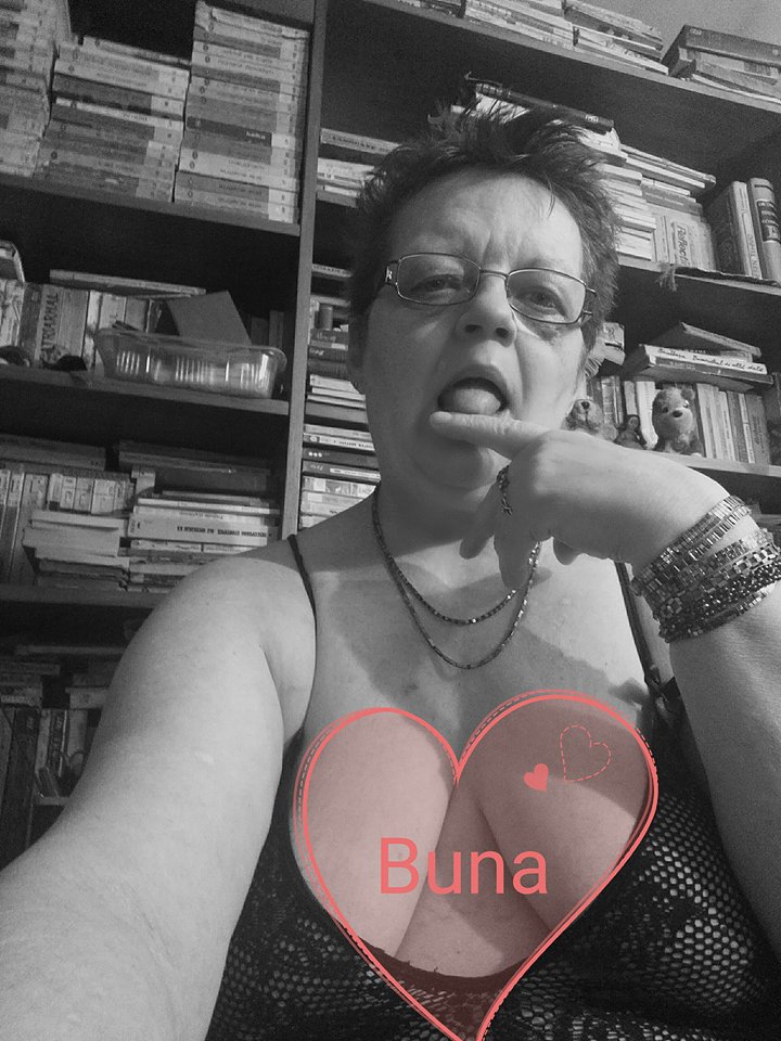 Escorta Sex - Roscata discreta atenta la cerintele tale, ofer domnilor manierati companie si masaj terapeutic la domiciliul meu.  Ofer si cer seriozitate maxima, igiena garantata.  Detalii suplimentare la telefon.  - Telefon: 0768638235 