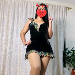 Pitești - Escorta Sexy - Buna sunt Mădălina o brunetă frumosa draguta curata cu sâni mari voluptoși .  25 de ani.  inalta 170 cm.  .  67kg cu forme rubisiene daca vrei sa te relaxezi intr-un ambient placut.  Apeleaza la serviciile mele de calitate si vei fi pe deplin satisfacut.  Feminitatea si senzualitatea sunt calitatile ce ma caracterizeaza!! Daca esti un barbat care se respecta atunci nu ramane decat sa imi dai un telefon iti garantez ca nu vei regreta timpul petrecut alaturi de mine!
nu accept cu bile sau alte dotării nu răspund la Nr privat sau SMS doar telefonic răspund .  aștept să vb .  pupicii