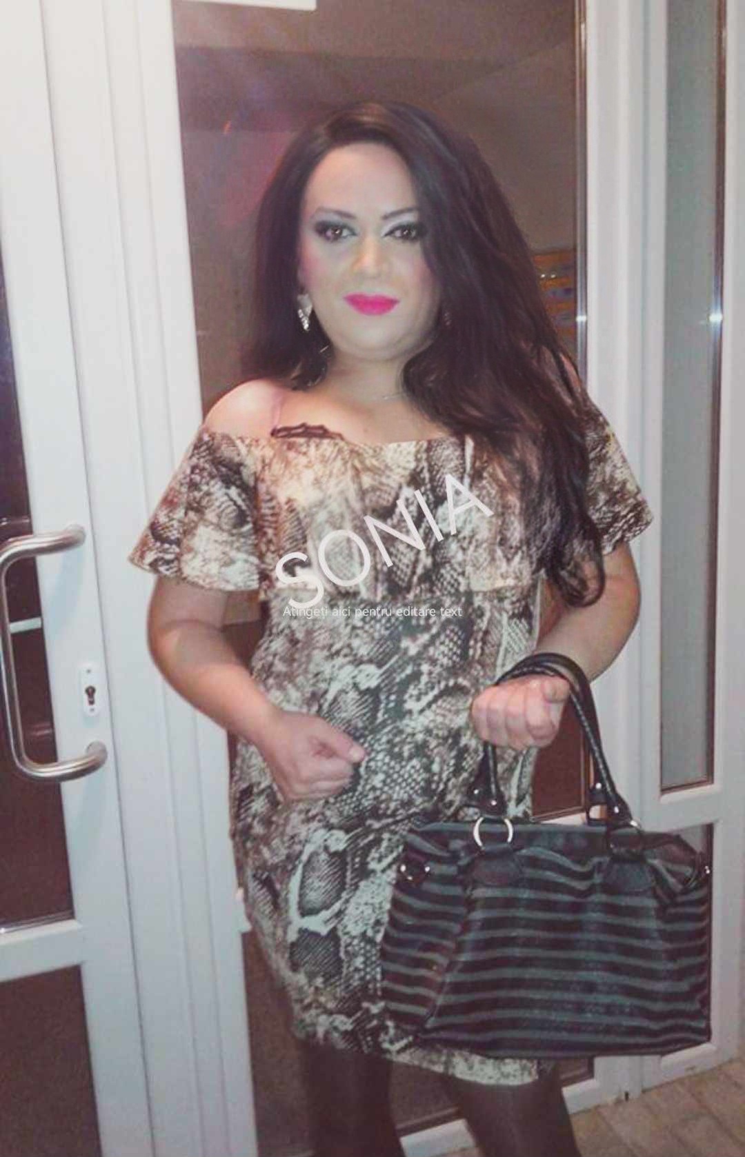 Escorte Sexy - Brasov - Escorta sexy si atenta la detalii te astept la mine domn serios sa-ti ofer cele mai bune servicii de companie, masaj de relaxare, body cu creme si uleiuri parfumate, esti un domn caruia ii place atmosfera atunci suna-ma, nu iti va parea rau.  Detalii la telefon. 