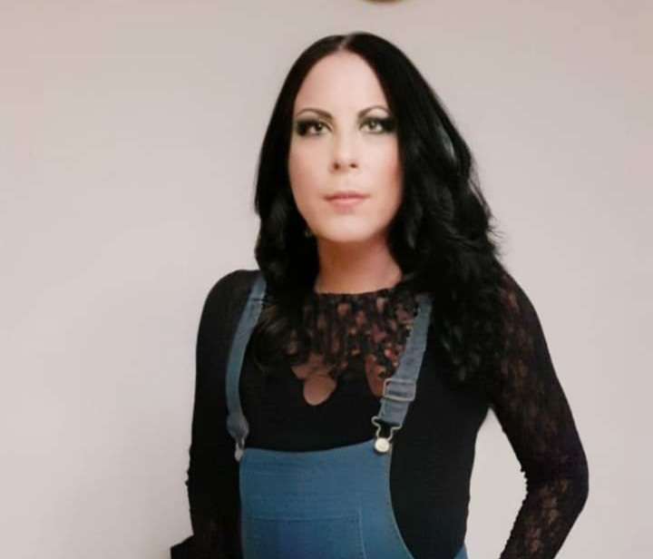 Bucuresti - Escorta Sexy - Excorta strîmt? activa si pasiv? te astept la mine daca esti un dimn serios s?-?i ofer cele mai bune servicii de companie.  Daca esti un dom c?ruia îi place seriozitatea si increderea si nu te lasi în plasa celor fal?i si ho?i.  Te astept sa legam o prietenie de lunga durat?.  Pupici