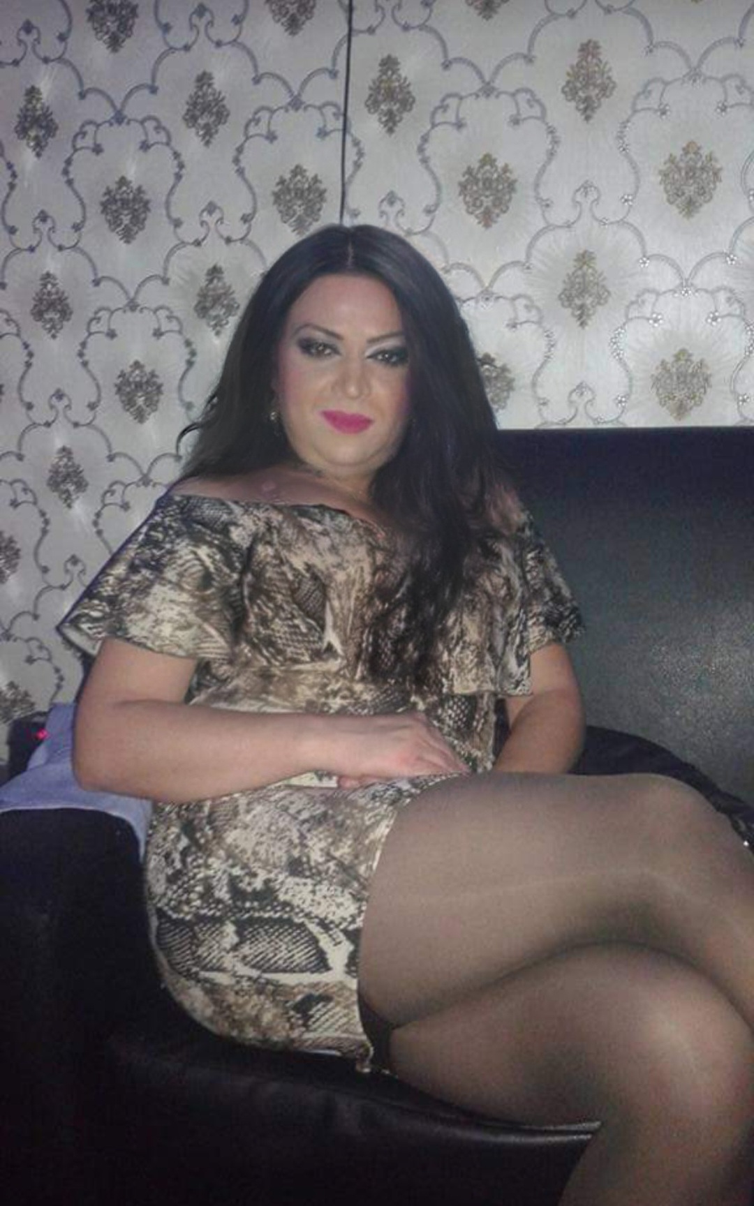 Escorte Sexy - Brasov - Escorta bruneta reala, draguta si cu bun simt ofer companie, masaj terapeutic si masaj corporal de intretinere.  Prosoape curate, igiena.  Pt.  detalii in plus suna-ma.  Detalii la telefon. 