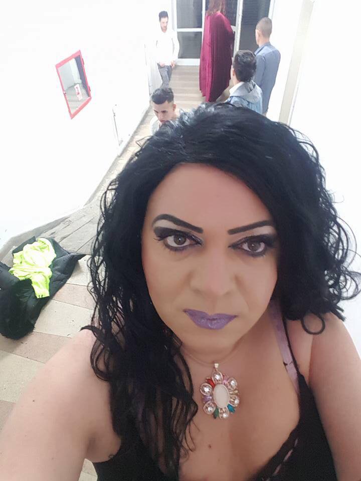 Brasov - Escorta Sexy - Escorta bruneta reala, draguta si cu bun simt ofer companie, masaj terapeutic si masaj corporal de intretinere.  Prosoape curate, igiena.  Pt.  detalii in plus suna-ma.  Detalii la telefon. 