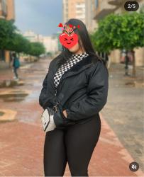 Escorte Sexy - Pitești - Escorta manierata am revenit.  Ofer companie si masaj terapeutic facut cu creme si uleiuri aromate domnilor manierati intr-o locatie discreta.  Locuri de parcare si ac.  Detalii la telefon. 