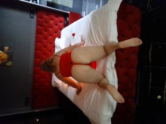 București - Escorta Sexy - Escorta senzuala iti pot oferi companie, suntem cuplu sot și sotie vă asteptam să va descoperiți cele mai ascunse fantezii si secrete suntem deschisi si naturali.  .  .  .  masaj de relaxare, intr-o ambianta placuta, clipe linistite la domiciliul meu sau al tau.  Astept domni seriosi si manierati.  Detalii la telefon