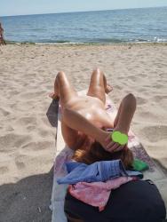 Escorte Sexy - București - Escorta senzuala iti pot oferi companie, suntem cuplu soț si soție vă asteptam să va descoperiți cele mai ascunse fantezii si secrete suntem deschisi si naturali.  .  .  .  .  masaj de relaxare, intr-o ambianta placuta, clipe linistite la domiciliul meu sau al tau.  Astept domni seriosi si manierati.  Detalii la telefon