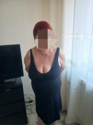 Escorte Sexy - Bucuresti - Doamna matura 57/1.  67/80kg ofer servici de calitate și un mic masaj domnilor generoși contra cost zona policlinica titan cei interesat aștept sms sau mesaj watap  va aștept cu drag pupici
