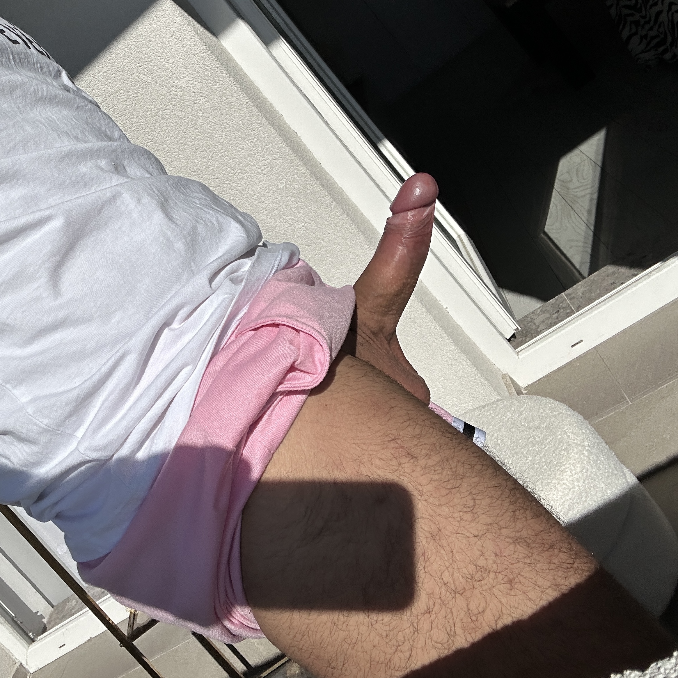 Escorte Sexy - Bucuresti - Ofer servicii de calitate b?rba?ilor, îmi place sexul, s? dau la muie, linsul pe gât  ?i preludiu.  Dac? î?i dore?ti s? petrecem timpul împreun? a?tept mesajul t?u pe WhatsApp! ???? Contra cost ????

Ofer servicii pe apel video sau  trimit videoclipuri cu mine în timp ce dau la muie, fut sau cum m? joc singur???? contra cost ????