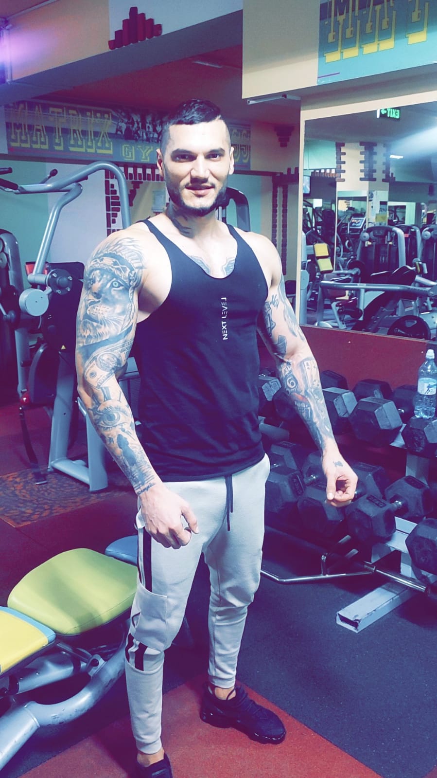 Bucuresti - Escorta Sexy - Tân?r 23 ani activ serios discret ofer clipe pl?cute domnilor genero?i ?i serio?i mai multe detalii la telefon poze reale