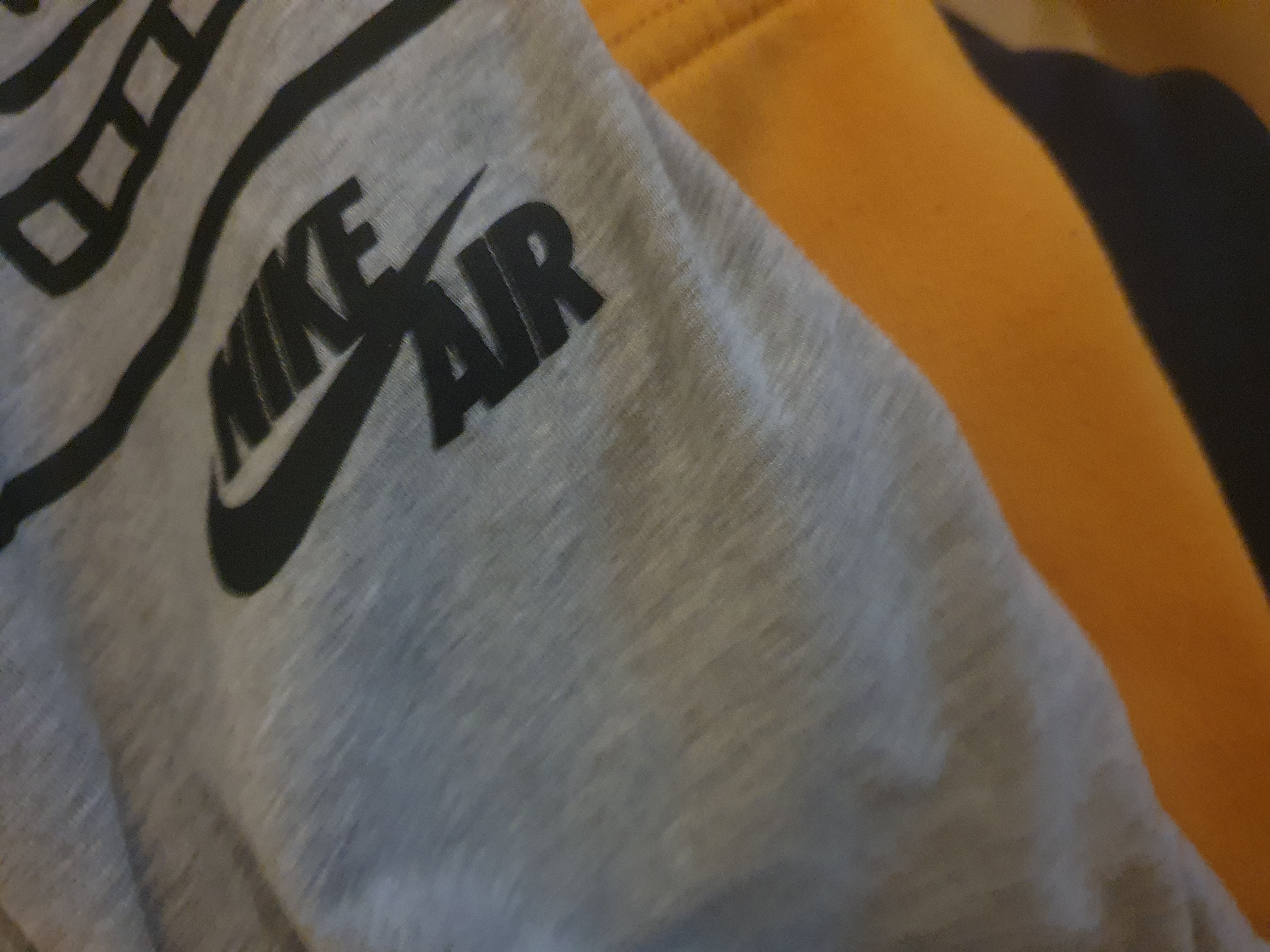 Escorte Sexy - Pitesti - Roscata discreta atenta la cerintele tale, ofer domnilor manierati companie si masaj terapeutic la domiciliul meu.  Ofer si cer seriozitate maxima, igiena garantata.  Detalii suplimentare la telefon.  
>