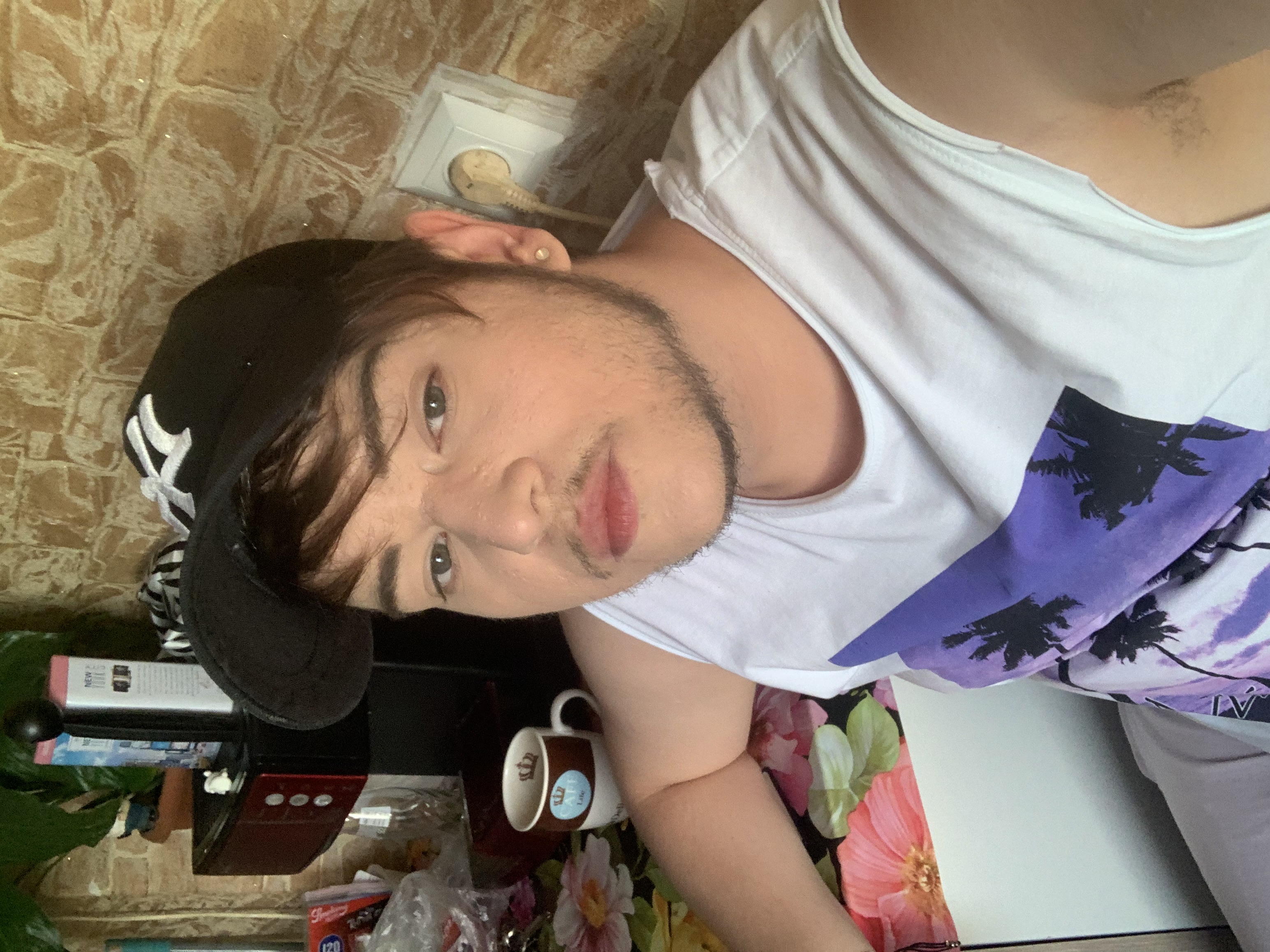 Bucuresti - Escorta Sexy - Escorta senzuala iti pot oferi companie, masaj de relaxare, intr-o ambianta placuta, clipe linistite la domiciliul meu sau al tau.  Astept domni seriosi si manierati.  Detalii la telefon