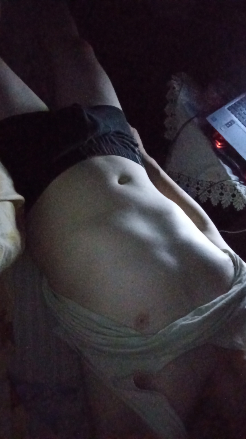 Galați - Escorta Sexy - Salutare eu sunt Marian din Tudor Vladimirescu jude?ul Gala?i sunt în c?utarea unui pasiv care s? îmi fac? toate pl?cerile doresc persoane serioase cu adev?rat cei care doresc s? o facem cu adev?rat a?tept mesaje pe WhatsApp sau la telefon