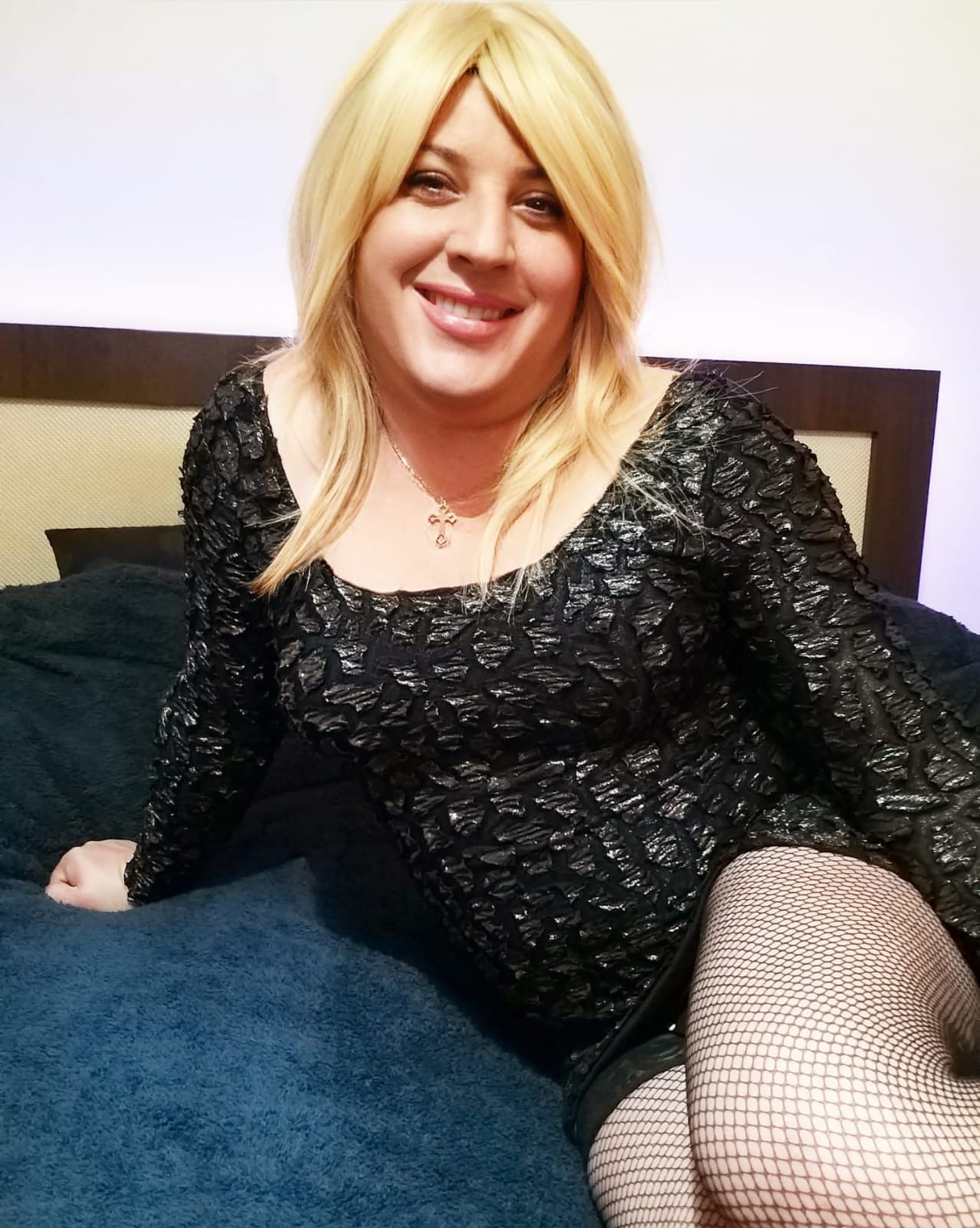 Escorte Sexy - Bucuresti - Escorta senzuala iti pot oferi companie, masaj de relaxare, intr-o ambianta placuta, clipe linistite la domiciliul meu sau al tau.  Astept domni seriosi si manierati.  Detalii la telefon