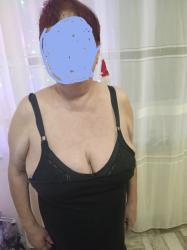 Escorte Sexy - Bucuresti - Matura 57 ani ofer servici și un mic masaj contra cost domnilor generoși aștept mesaj watap