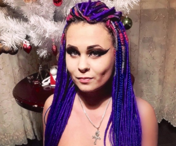 Escorta Sex - Companie, masaj erotic cu fin.  și masaj de relaxare, dețin locație de lux.  Sunt foarte elegantă, finuță și cu bun simț.  Rog seriozitate maxima.  Aștept bărbați generoși pentru a le îndeplini toate poftele! Primesc și bărbații dotați în ecuație doar cu confirmare pe Whatsapp îmi trimiți foto + video cu jucăria ta cum scuipă și discutam! Fac și la telefon până termini.  - Telefon: 0735749580 