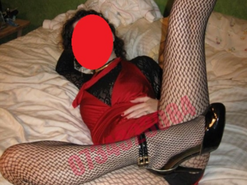 Escorta Sex - Roscata discreta atenta la cerintele tale, ofer domnilor manierati companie si masaj terapeutic la domiciliul meu.  Ofer si cer seriozitate maxima, igiena garantata.  Detalii suplimentare la telefon.  - Telefon: 0734323084 