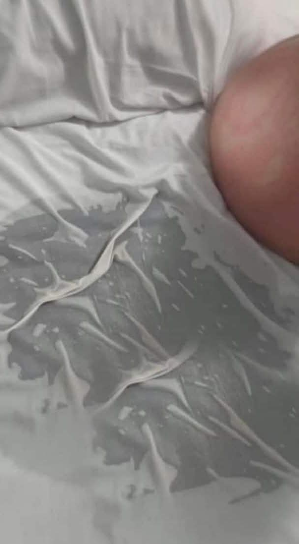 Escorta Sex - Escorta senzuala iti pot oferi companie, suntem cuplu soț si soție vă asteptam să va descoperiți cele mai ascunse fantezii si secrete suntem deschisi si naturali.  .  .  .  masaj de relaxare, intr-o ambianta placuta, clipe linistite la domiciliul meu sau al tau.  Astept domni seriosi si manierati.  Detalii la telefon - Telefon: 0757604541 