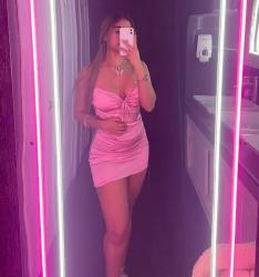 Bucuresti - Escorta Sexy - Escorta sexy si atenta la detalii te astept la mine domn serios sa-ti ofer cele mai bune servicii de companie, masaj de relaxare, body cu creme si uleiuri parfumate, esti un domn caruia ii place atmosfera atunci suna-ma, nu iti va parea rau.  Detalii la telefon. 