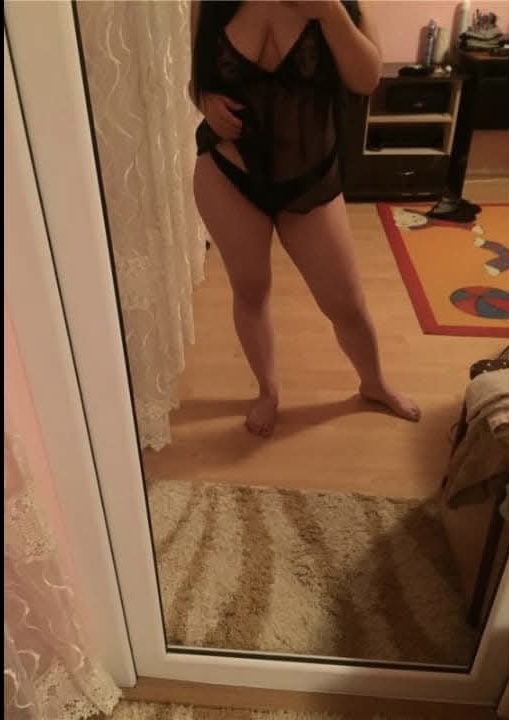 Escorta Sex - Escorta bruneta reala, draguta si cu bun simt ofer companie, masaj terapeutic si masaj corporal de intretinere.  Prosoape curate, igiena.  Pt.  detalii in plus suna-ma.  Detalii la telefon.  - Telefon: 0727660126 