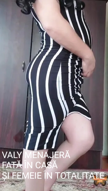 Escorte Sexy - Roșiori De Vede Teleorman - Buna sunt VALY FEMBOY MENAJER? FAT? ÎN CAS? ?I ÎMI OFER SERVICIILE MELE DE FEMEIE CASNIC? menajer? i ?i SO?IE FIDEL? IN PAT doar intern? 24 din 24 prezenta in cas? 
Mai multe detalii watap doar mesaj