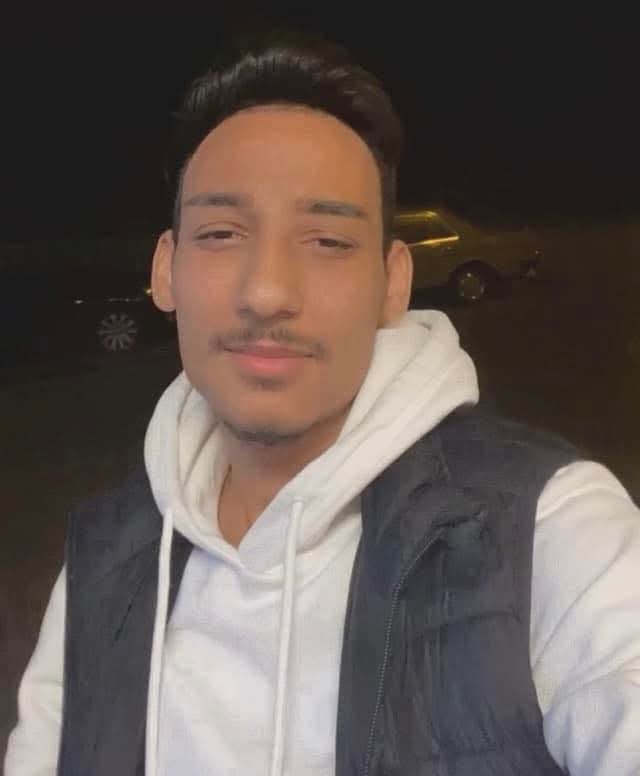 Bucuresti - Escorta Sexy - Saluut, hai sa ne distram, amandoi?!
Valabil, anunt, poze reale 
Foarte creativ, bisexual, 18 cm, la locatia ta
Escort: contra cost.  
De obicei folosesc condom, deschis.  .  
De obicei, activ 
Ofer distractie:   
Suna ma pe nr, afisat!  Nu folosesc WhatsApp.  
Scrie, mesaj.  .  daca nu raspund