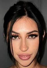 Escorte Sexy - Kurtea De Arges - Roscata discreta atenta la cerintele tale, ofer domnilor manierati companie si masaj terapeutic la domiciliul meu.  Ofer si cer seriozitate maxima, igiena garantata.  Detalii suplimentare la telefon. 