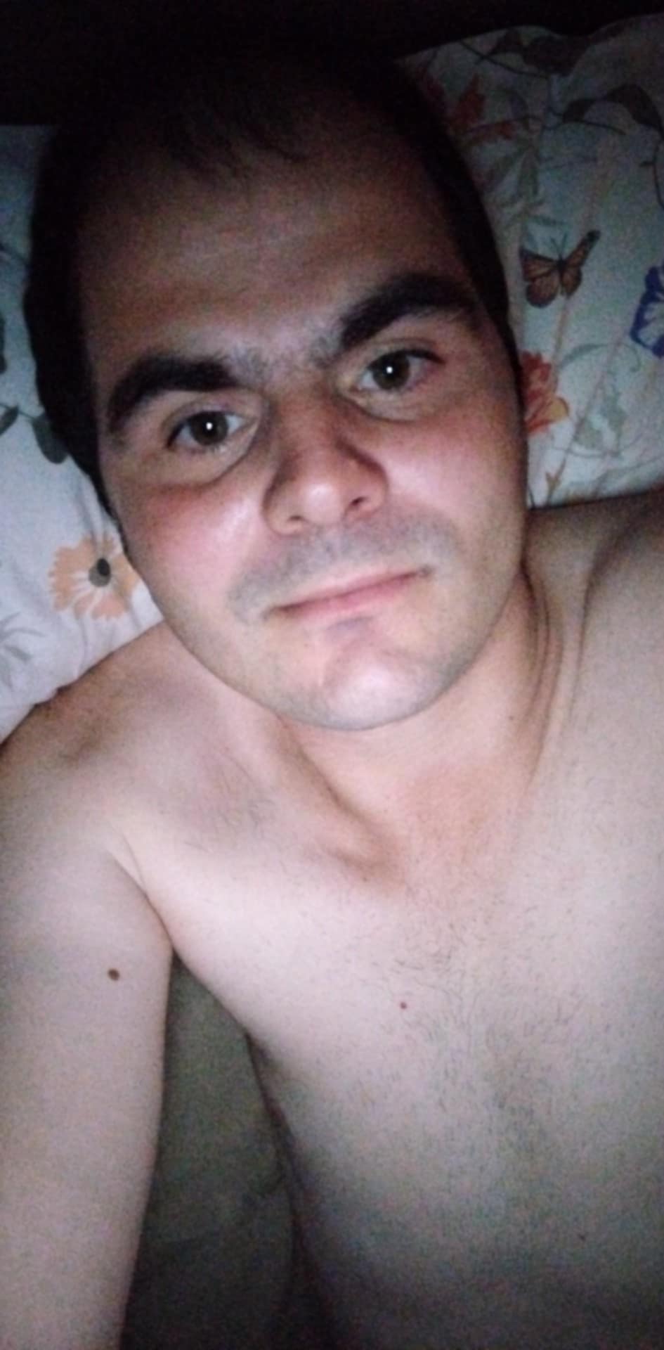 Galați - Escorta Sexy - Eu sunt Marian din Tudor Vladimirescu jude?ul Gala?i sunt doar activ sunt în c?utarea unui pasiv care s? îmi fac? toate pl?cerile doresc o persoan? serioas? de încredere nu persoane care s? vrea lab? la telefon sau la camer? doresc s? m? întâlnesc cu persoana respectiv? eu Nu de?in un loc îmi place s? o dau la supt cum intr?m în camer? s? te pun s? mai dezbraci s? o sugi S? facem un du? împreun? s? te pun s? o sugi S? m? s?ru?i pe piept pe burt? s? te fut tare în gur? ?i s? te pun capr? te ?i fut pentru mai multe detalii M? pute?i suna la telefon sau s? îmi da?i mesaj pe WhatsApp mai faci ?i cu oameni care nu au f?cut niciodat?