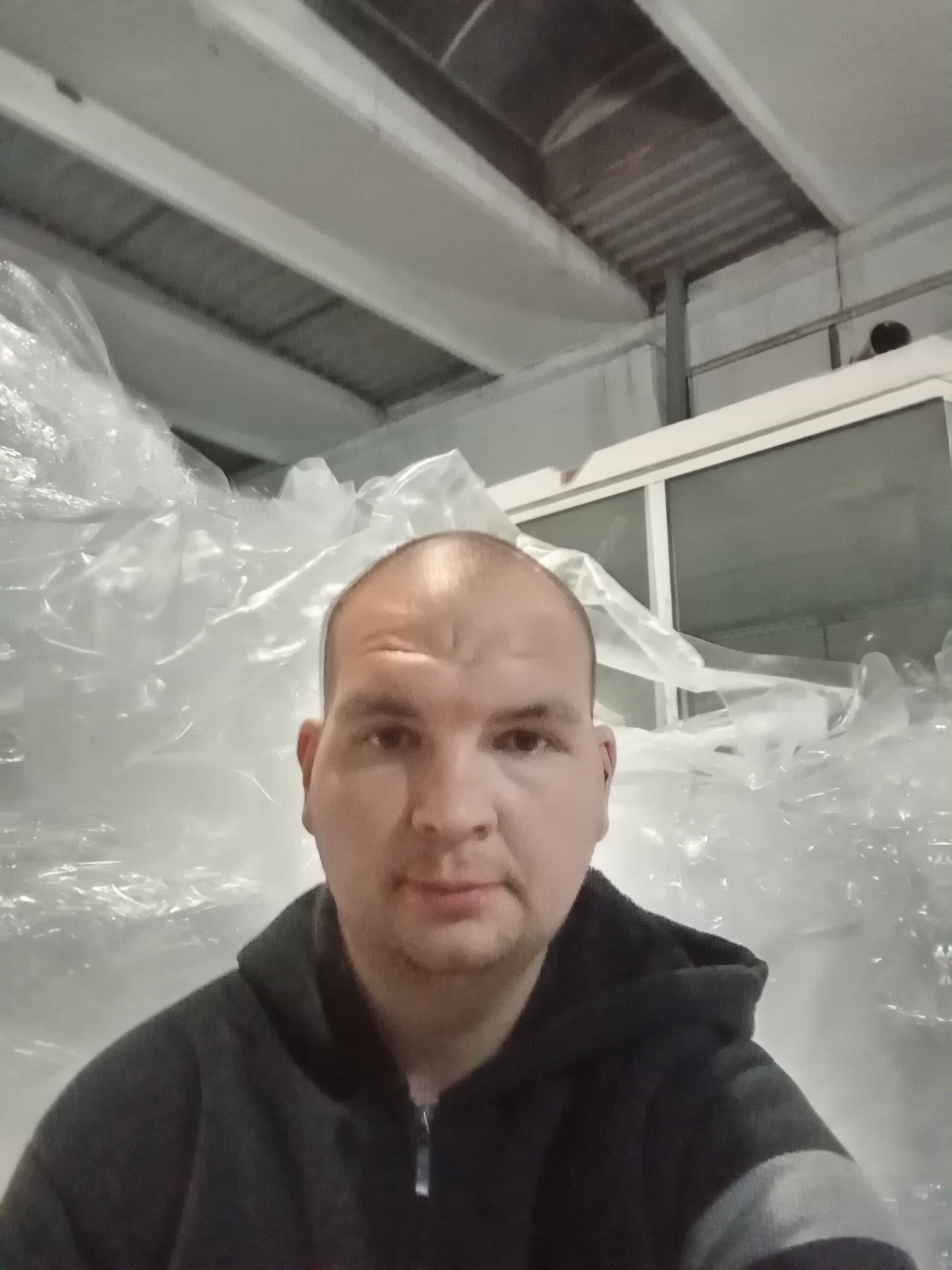 Brasov - Escorta Sexy - BUN? DORESC SA CUNOSC DOMNI ACTIVI EU SUNT TRAVESTIT PASIV ÎMI DORESC SA FIU FETITA SA FIU DATA LA PRODUS ?I ÎMI PLACE DOAR SA O IAU NU SA O DAU CA O FETITA.  PENTRU MAI MULTE DETALII CONTACTA?I-M?.  NU R?SPUND LA NUMERE NECUNOSCUTE.  AM WATHAPP. 