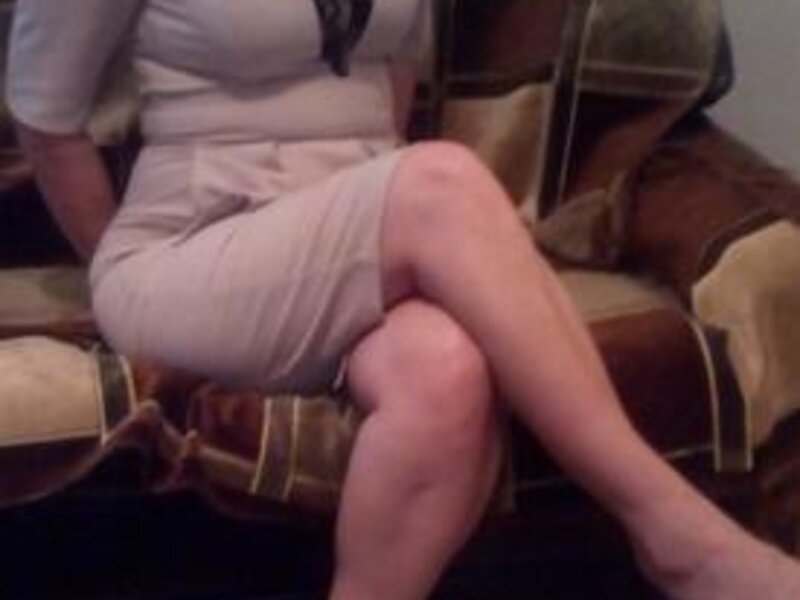 Escorta Sex - Roscata discreta atenta la cerintele tale, ofer domnilor manierati companie si masaj terapeutic la domiciliul meu.  Ofer si cer seriozitate maxima, igiena garantata.  Detalii suplimentare la telefon.  - Telefon: 0764828788 