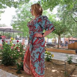 Escorte Sexy - București - Escorta senzuala iti pot oferi companie , suntem cuplu soț si soție mwi avem si o colegă 28 ani vă asteptam să va descoperiți cele mai ascunse fantezii si secrete suntem deschisi si naturali.  .  .  .  masaj de relaxare, intr-o ambianta placuta, clipe linistite la domiciliul meu sau al tau.  Astept domni seriosi si manierati.  Detalii la telefon