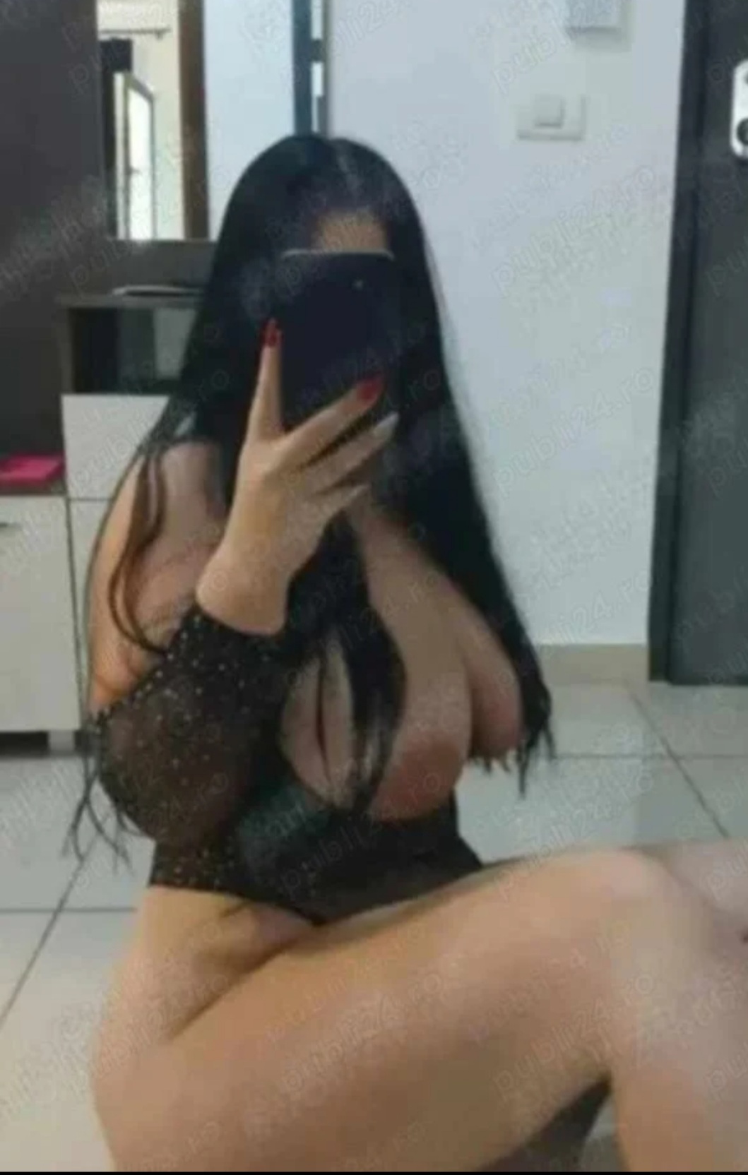 Escorta Sex - Top escorta bruneta titrata, cu experienta, o fire placuta, calma si rabdatoare ofer companie, masaj de relaxare si terapeutic in conditii de lux.  Detalii la telefon.  - Telefon: 0752345071 