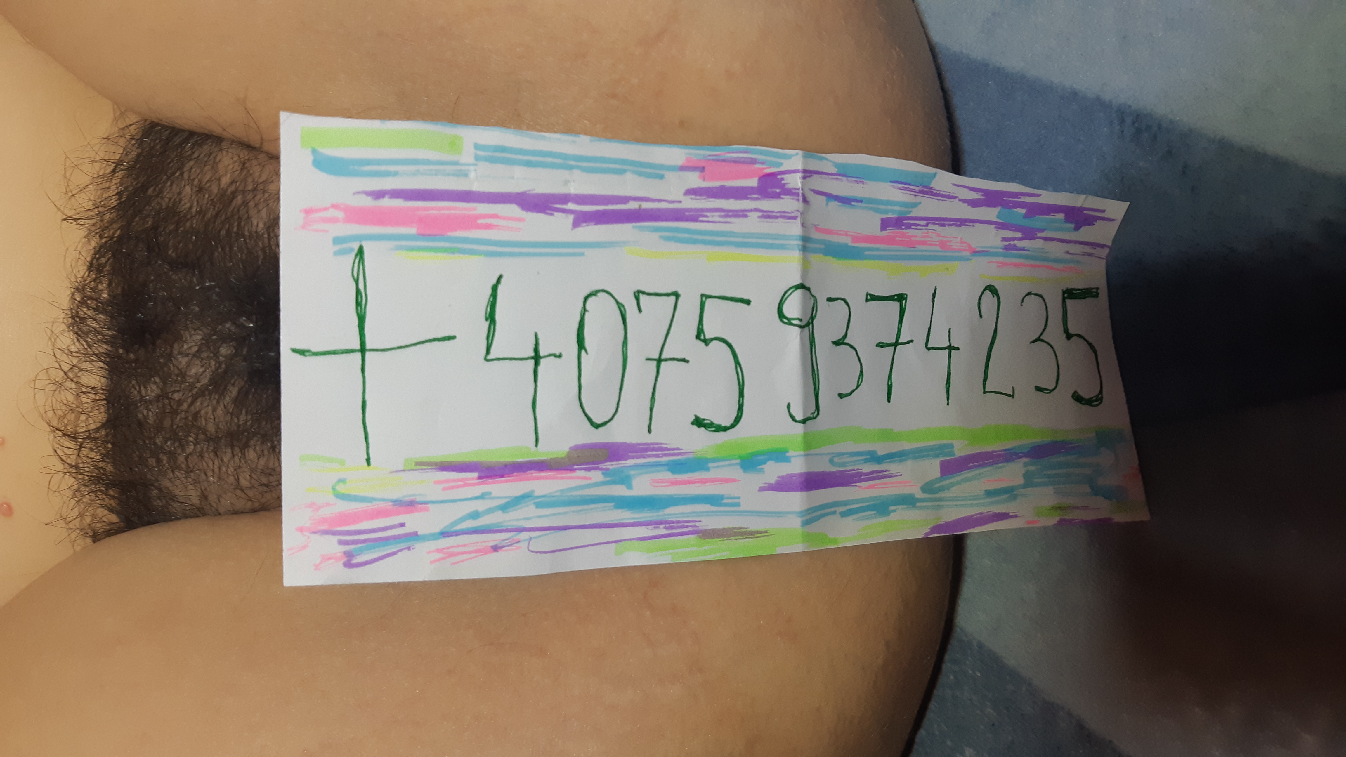 Escorta Sex - Ofer show pe whatsApp 10 rooon minutul si video la 5 rooon - Telefon: 0759374235 