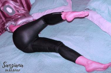 Bucuresti - Escorta Sexy - Te-astept cu fesele deschise, pentru placeri interzise! Ma-ncalzesc cu jucarii pana ce la mine vii.  Te-astept superincalzita si incinsa ca o plita.  ! Chiar acum un dildo-mi bag si ma joc cu dusul cald.  Stiu ca salivezi, Labus, cand ma vezi goala sub dus.  Stropii mei din pasarika peste tine-n ploaie pica.  , peste scula-ti rasculata si in gura ta cascata in timp ce ne masturbam reciproc si tot probam pozitii cat mai diverse sau cand ma lingi intre fese.  Fiindca esti un vicios, am sa te strapung in dos cu un falus foarte gros, de silicon si-am sa-ti cos gura, ca sa nu strigi tare ca te-ndoi si ca te doare! Treci aici, sa te largesc, fata sa iti calaresc si fortat sa te muiesc in timp ce te palmuiesc, trag de par sau biciuiesc! Iesi potaie de sub pat! Sau ti-e teama ca te bat, ca-ti bat ouale prea tare sau ca te calc in picioare? Nu-ti poti ascunde de mine viciile, stii prea bine.  Cu gandul la fundul meu iti faci laba mai mereu si-n masina, si in baie, la birou faci suc de coaie.  De cum vocea mi-o auzi, tu incepi sa te si uzi.  Meriti o pedeapsa dura! Haide, ia-mi chilotii-n gura, strange-i tare intre dinti cand cureaua mea o simti pe pielea ta cea de drac, de bandit si varcolac! Ai un prieten la fel de deschis la portofel si la minte? Sa mi-l aduci, ca sa te pun sa i-o sugi! Domin si mai multi deodata, domin cupluri, sissy, fata.  Va invat ce-i disciplina si ca eu va sunt regina.  Incolonati cate doi , sa veniti precum un roi de bondari, sa stati la coada, sa ma mirositi la noada, sa va vad stand sub balcon, c-asteptati sa va ordon, sa urcati doi cate doi, sa va domin si jupoi! Pentru Labus, impotentul, am sa-mi chem.  si asistentul, ca sa il incornorez, umilesc dezonorez! O sa-l chem si pentru doamne, sa le dea aprig la rame.  Sunt mistress Sanziana, cea mai remarcabila ispita din cate ai cunoscut si te astept la sesiuni de fetisuri, masaj profesional sau sedinte de dominare de neuitat! Serviciile le putem combina dupa dorinta.  Cei nou veniti nu au ore preferentiale de programare sau regim special.  Programati-va din timp!