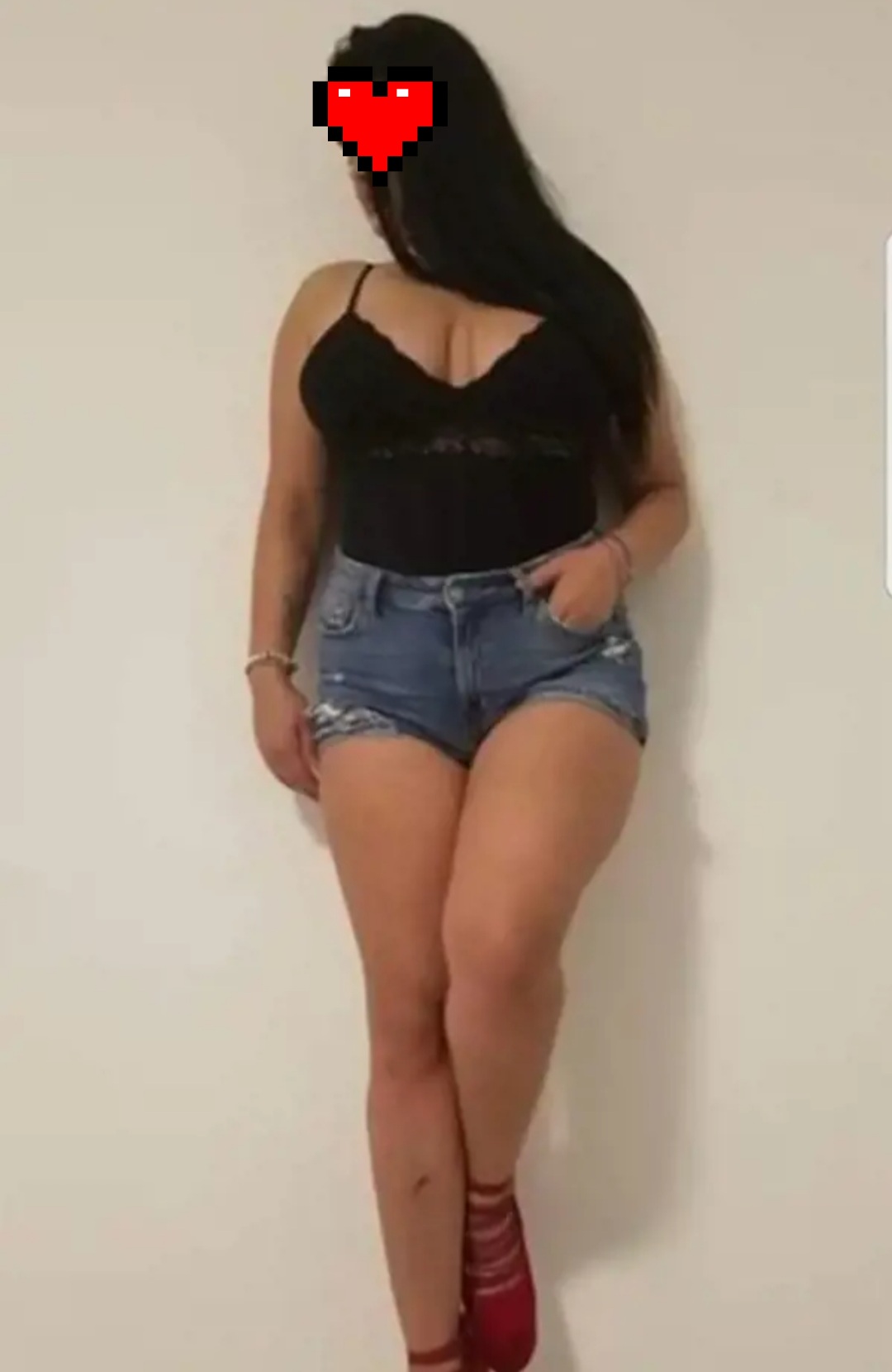 Escorta Sex - Escorta apetisanta, dulce si atenta cu tine, locuiesc singura, ofer masaj complet, garantez igiena si seriozitate, sunt o persoana sociabila, educata, ma adresez persoanelor cu bun simt, nu raspund la privat.  Detalii la telefon.  Poze reale - Telefon: 0752345071 