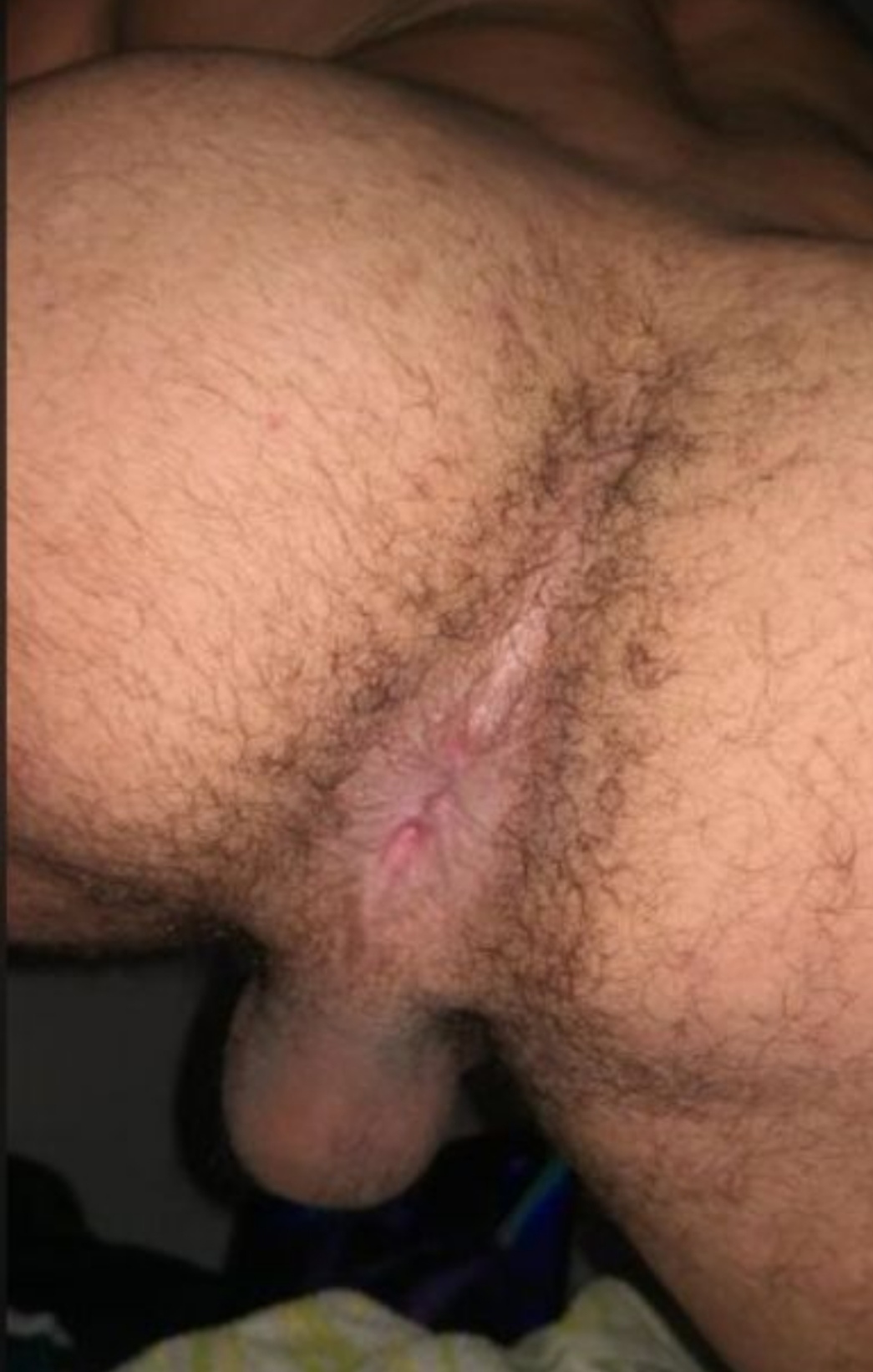 Bucuresti - Escorta Sexy - Sunt Toni.  
Sunt gata sa te surprind in toate felurile.  Sunt versatil si nu am loc.  
Prefer mesaje pe whatsapp. 