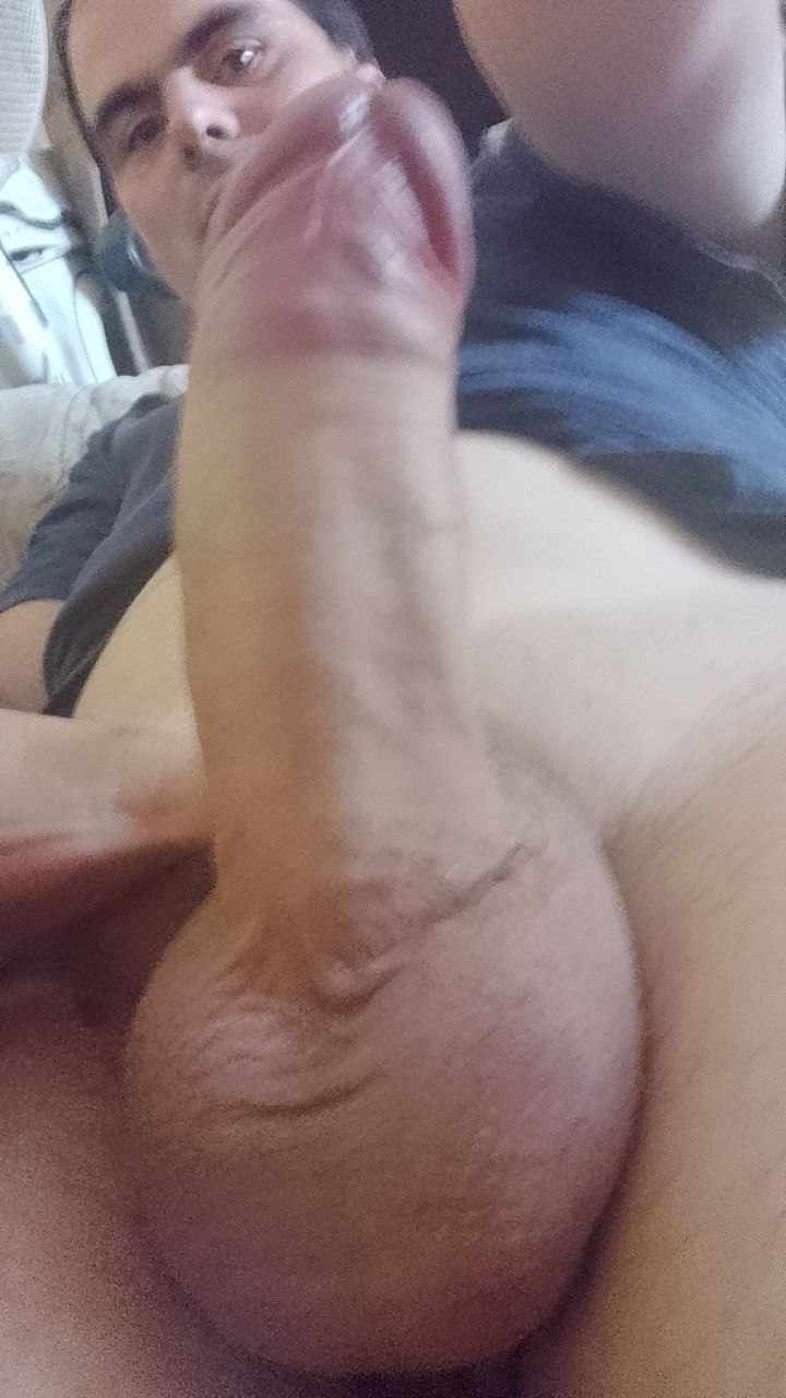 Galați - Escorta Sexy - Eu sunt Marian din Tudor Vladimirescu jude?ul Gala?i sunt în c?utarea unui pasiv care s? îmi fac? toate pl?cerile doresc ?i persoane noi care vor s? începe ceva nou îmi place s? o dau la supt cum intr?m în camer? s? te pun s? m? dezbraci s? facem un du? împreun? s? te pun s? m? s?ru?i pe piept pe burt? s? te pun în genunchi s? o sugi adânc s? te ap?s cu mâinile de cap ?i pe urm? s? te pun capr? s? te ?i fut eu nu te ?in în loc c? locu iesc cu p?rin?ii cei care doresc s? o facem a?tept mesaje pe WhatsApp sau la telefon